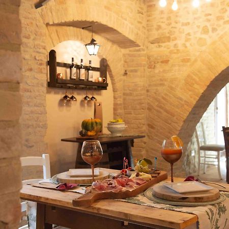 Bed and Breakfast Torre Della Botonta Castel Ritaldi Екстер'єр фото
