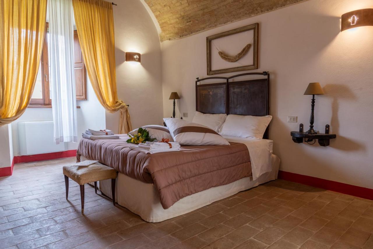 Bed and Breakfast Torre Della Botonta Castel Ritaldi Екстер'єр фото