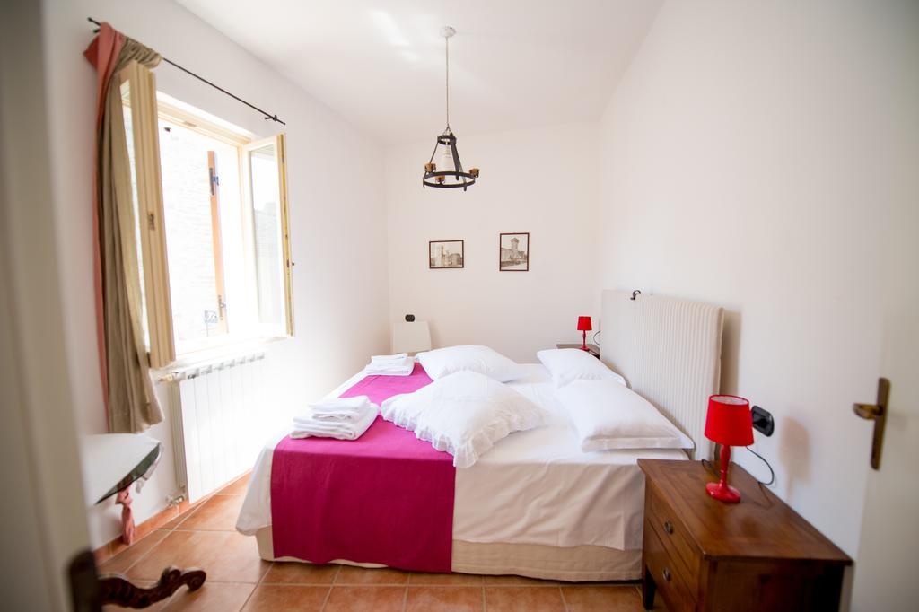 Bed and Breakfast Torre Della Botonta Castel Ritaldi Номер фото
