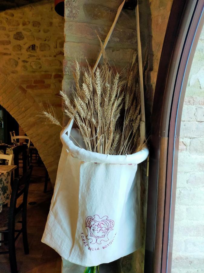 Bed and Breakfast Torre Della Botonta Castel Ritaldi Екстер'єр фото