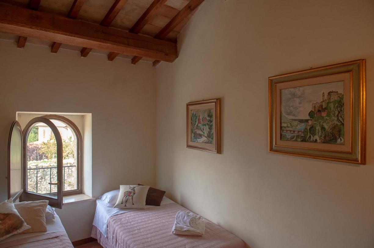 Bed and Breakfast Torre Della Botonta Castel Ritaldi Екстер'єр фото