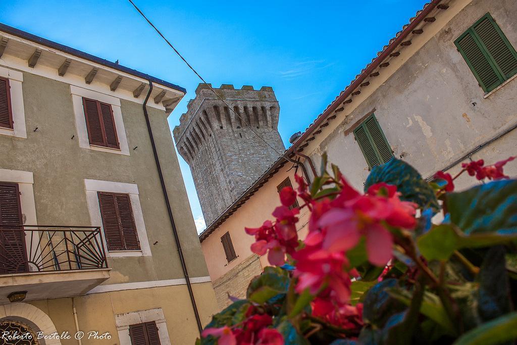 Bed and Breakfast Torre Della Botonta Castel Ritaldi Екстер'єр фото
