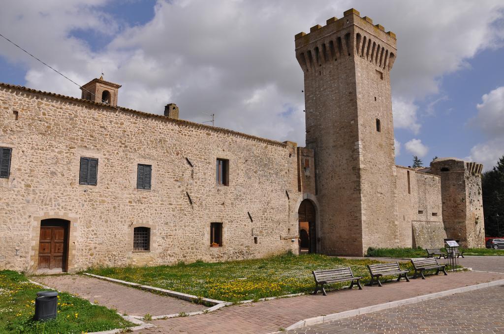 Bed and Breakfast Torre Della Botonta Castel Ritaldi Екстер'єр фото