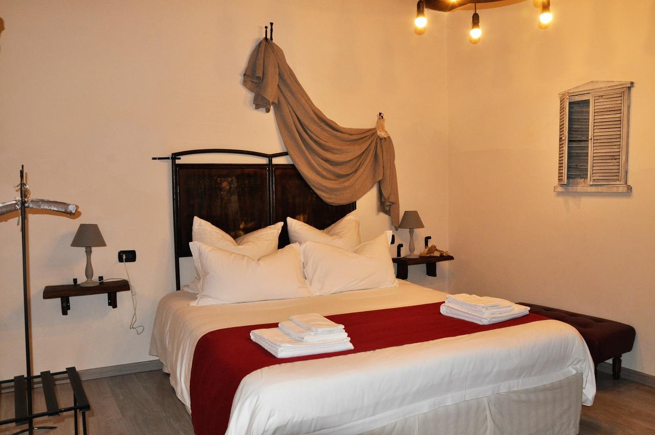 Bed and Breakfast Torre Della Botonta Castel Ritaldi Екстер'єр фото